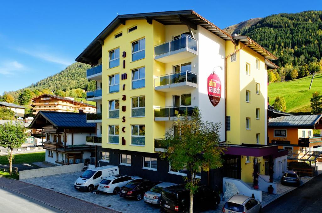 Hotel Almrausch Saalbach-Hinterglemm Dış mekan fotoğraf