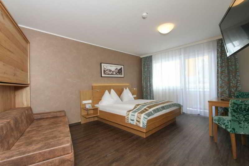 Hotel Almrausch Saalbach-Hinterglemm Dış mekan fotoğraf